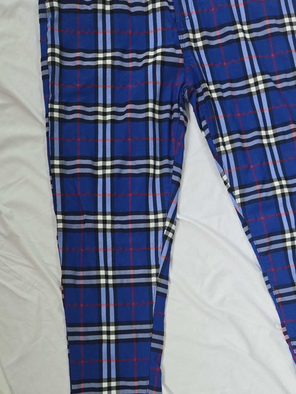 Men's Blue Checkered Pants, BURBERRY Style Pattern, Casual And Chic. - Picture 5 of 10